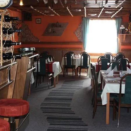 Hynek Hotel 3*