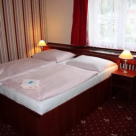 Hynek Hotell Náchod