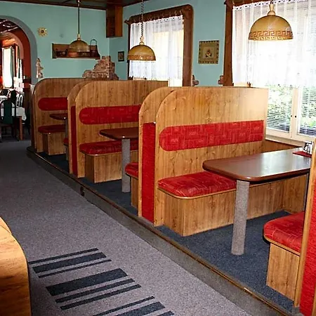 Hynek Hotell 3*