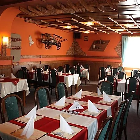 Hynek Hotell 3*