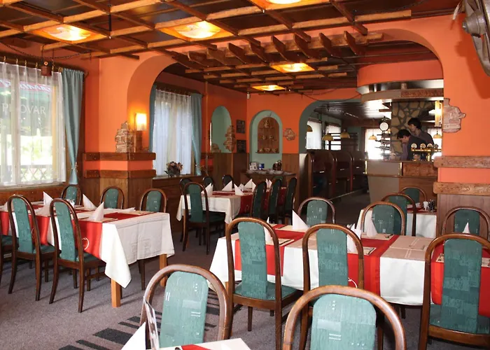 Hynek Hotel 3*